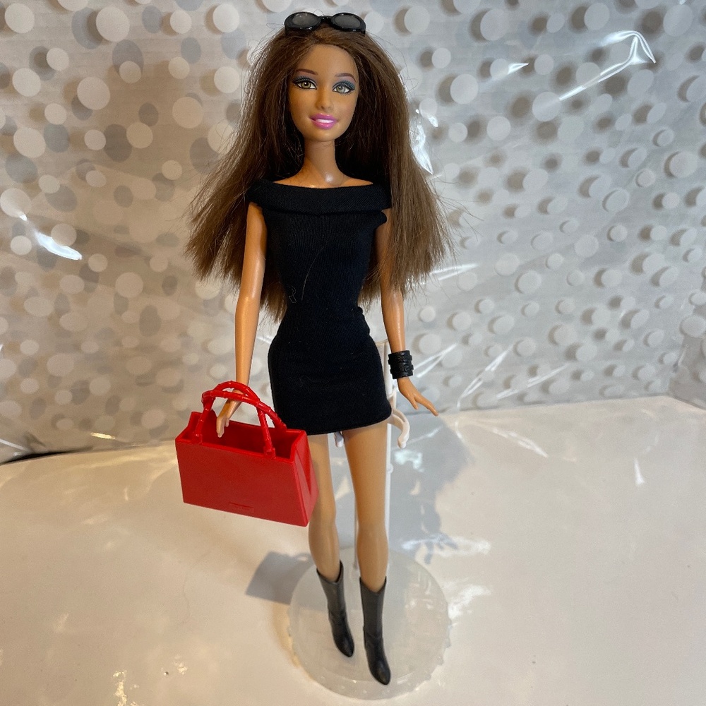 Barbie Fashionista doll Rebodied (🎶Princess & the Pauper singing doll)